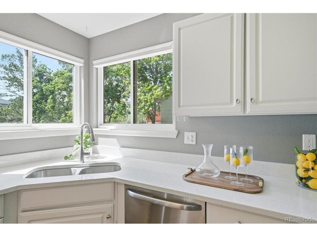 9629 Burberry Way, Highlands Ranch, CO 80129