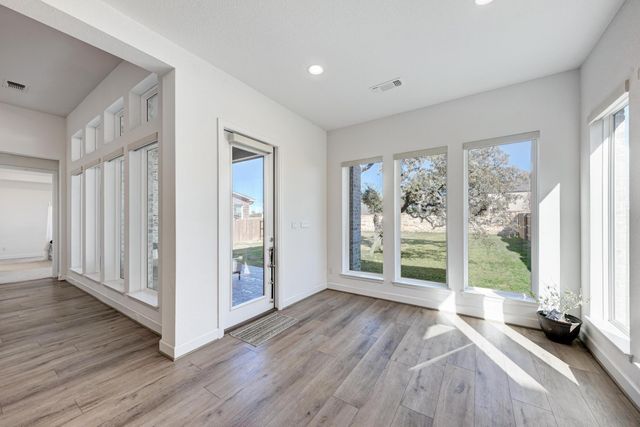 1536 Caylea Bluff LN, Georgetown, TX 78628