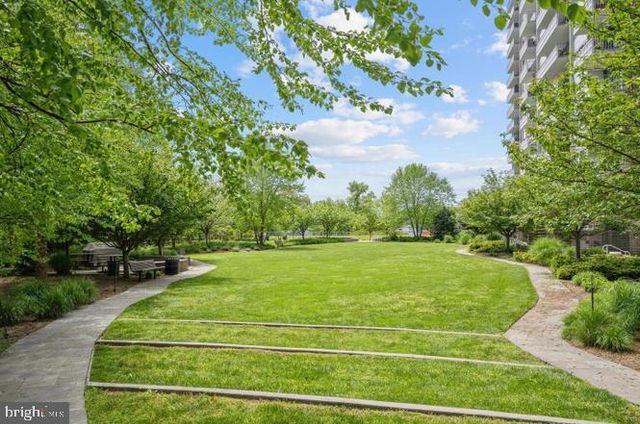 5101 RIVER RD #1506, Bethesda, MD 20816