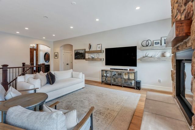 127 W WINDSONG, Pleasant Grove, UT 84062