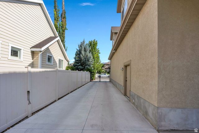 127 W WINDSONG, Pleasant Grove, UT 84062