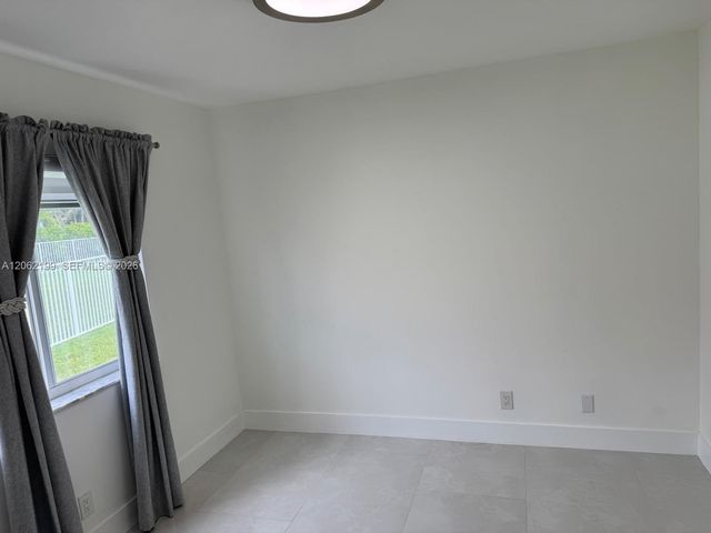 1133 Alexander Bnd, Weston, FL 33327
