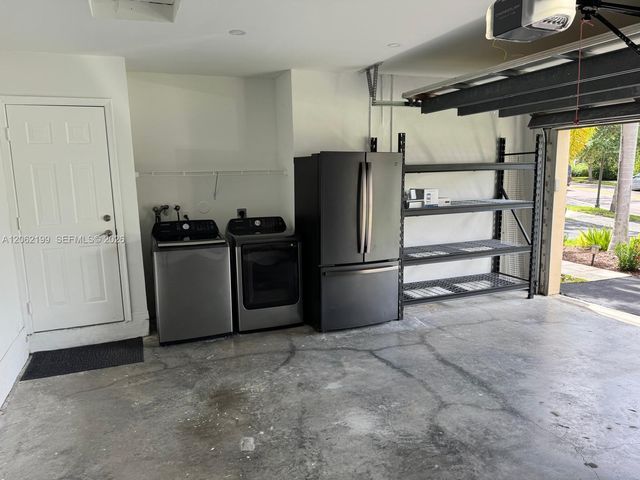 1133 Alexander Bnd, Weston, FL 33327