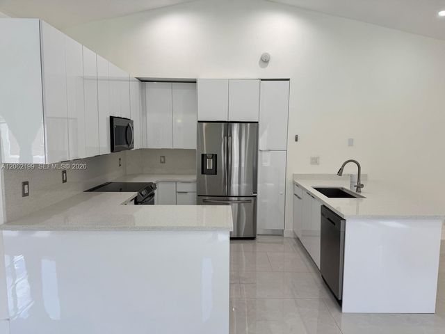 1133 Alexander Bnd, Weston, FL 33327