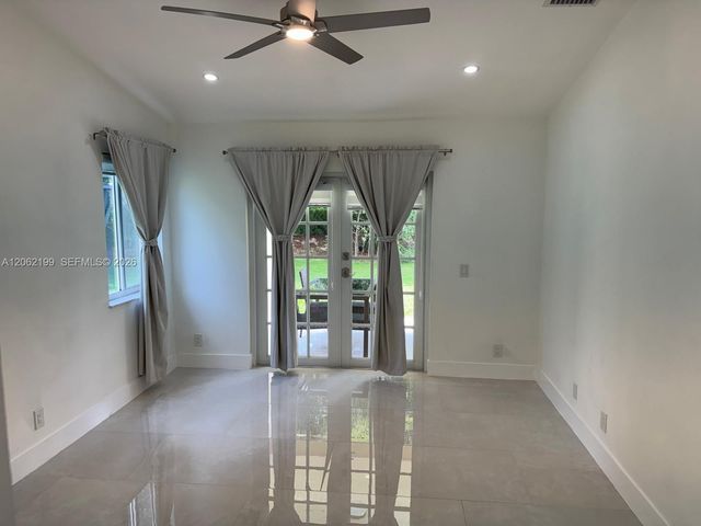 1133 Alexander Bnd, Weston, FL 33327