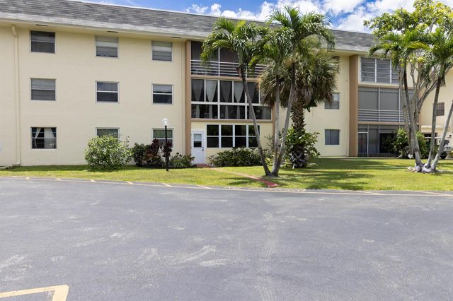 4980 E Sabal Palm Boulevard E 124, Tamarac, FL 33319