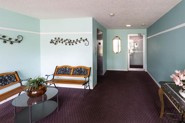 4980 E Sabal Palm Boulevard E 124, Tamarac, FL 33319