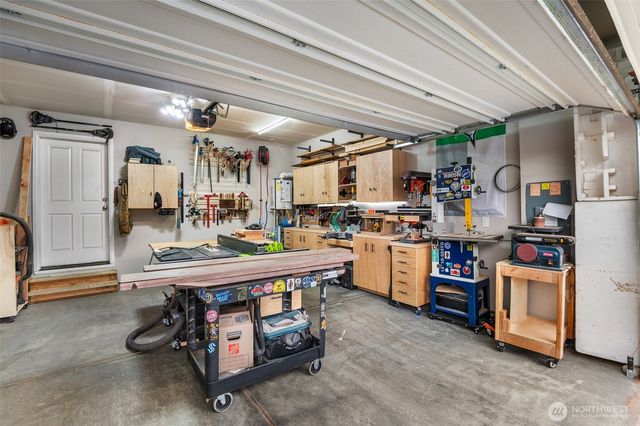 18734 105th Lane E, Puyallup, WA 98374