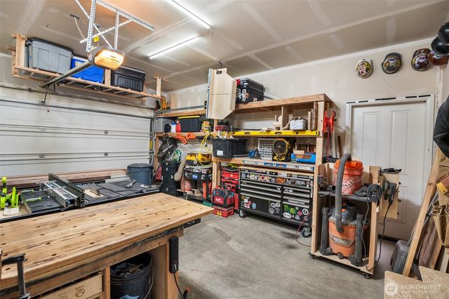 18734 105th Lane E, Puyallup, WA 98374