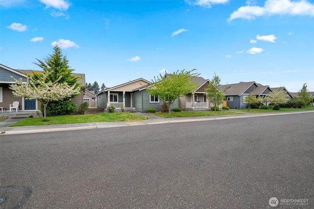 18734 105th Lane E, Puyallup, WA 98374