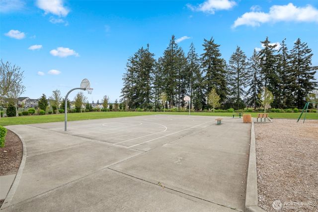 18734 105th Lane E, Puyallup, WA 98374