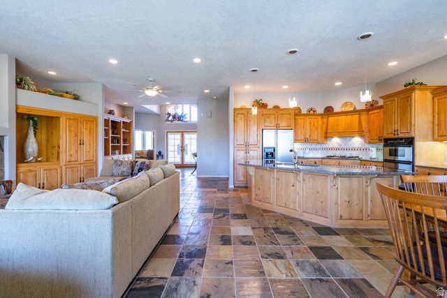 2578 W DESERT SPRINGS RD, St. George, UT 84770