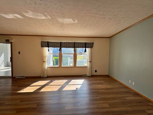 10215 E Royal, Stanwood, MI 49346