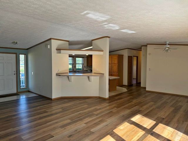 10215 E Royal, Stanwood, MI 49346