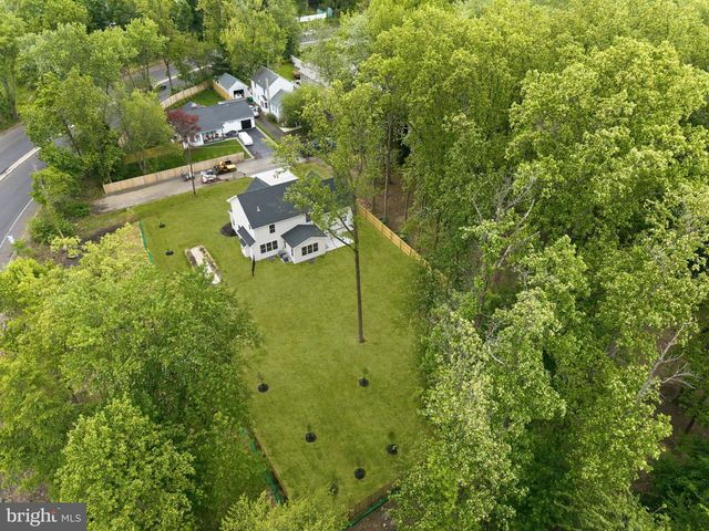 151 E HIGHLAND AVE, Langhorne, PA 19047