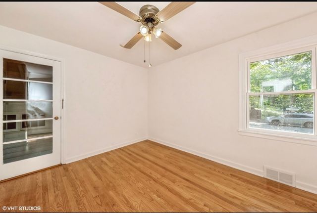 8050 N Prospect Street, Niles, IL 60714