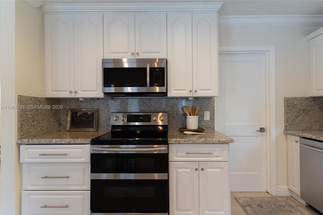 7901 SW 97th Pl, Miami, FL 33173