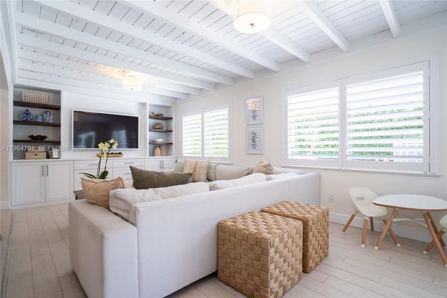 7901 SW 97th Pl, Miami, FL 33173