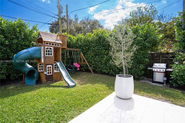 7901 SW 97th Pl, Miami, FL 33173