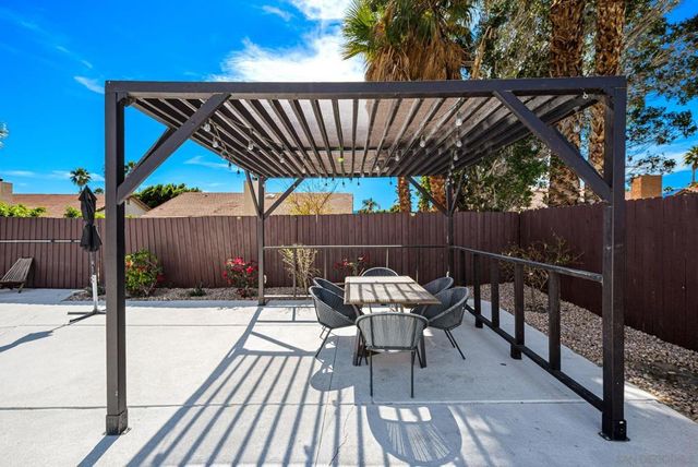 68785 Jarana Rd, Cathedral City, CA 92234