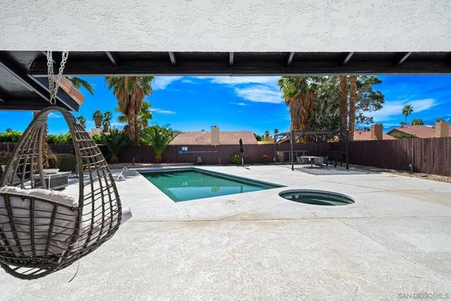 68785 Jarana Rd, Cathedral City, CA 92234