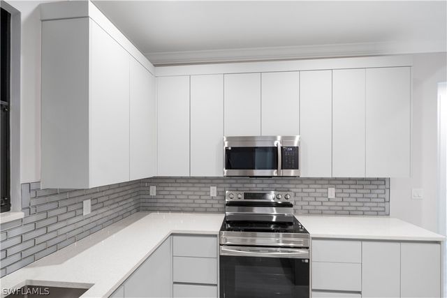 2997 28th AVE SE, Naples, FL 34117