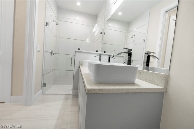 2997 28th AVE SE, Naples, FL 34117