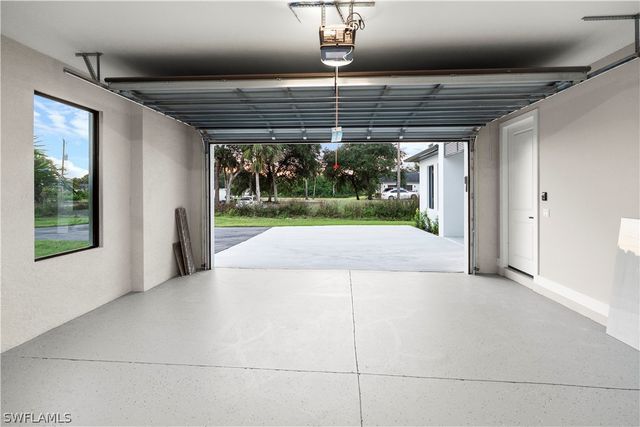 2997 28th AVE SE, Naples, FL 34117