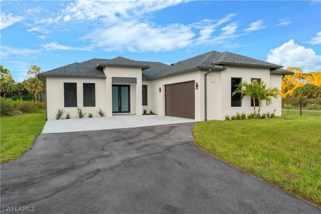 2997 28th AVE SE, Naples, FL 34117