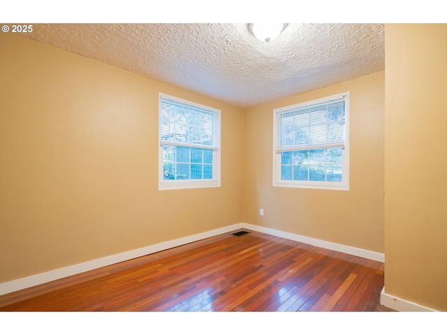 3915 I St, Vancouver, WA 98663