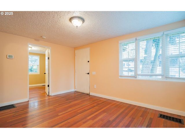 3915 I St, Vancouver, WA 98663