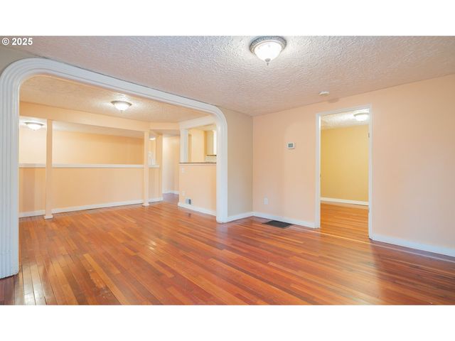 3915 I St, Vancouver, WA 98663