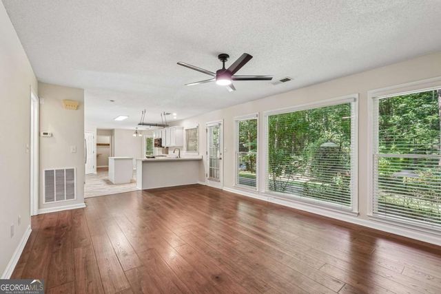 89 Creekside Drive, Dallas, GA 30157