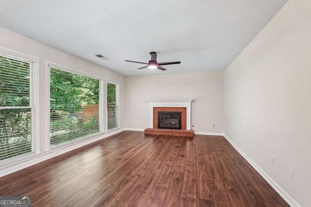 89 Creekside Drive, Dallas, GA 30157