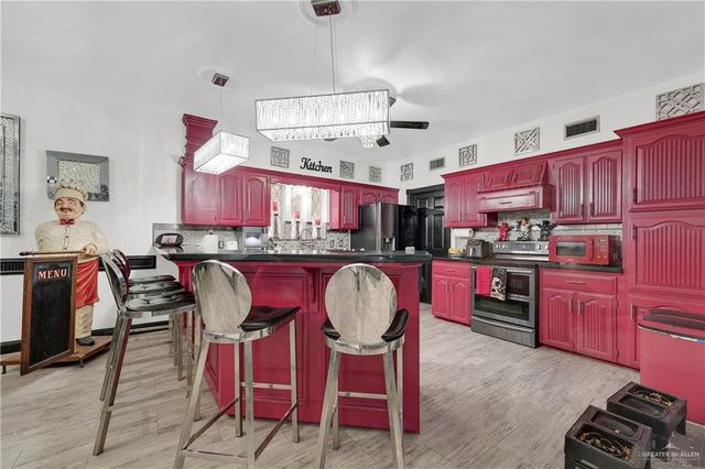 2210 Highland Drive, Weslaco, TX 78599