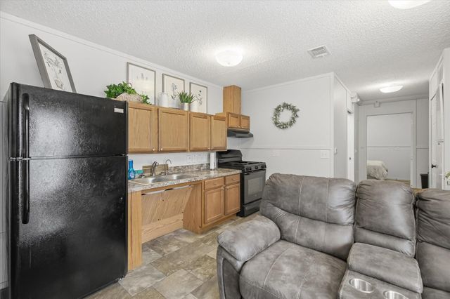 180 Elm Trail, Trinity, TX 75862