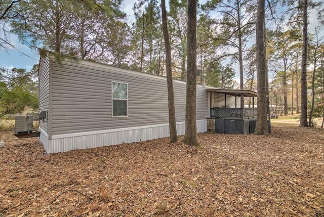 180 Elm Trail, Trinity, TX 75862