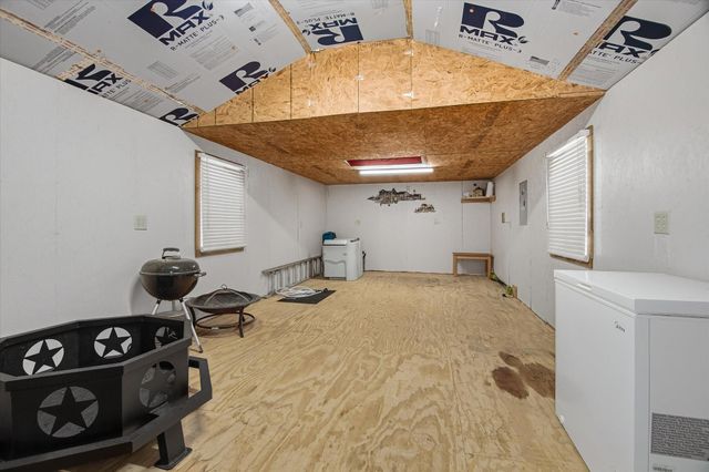 180 Elm Trail, Trinity, TX 75862