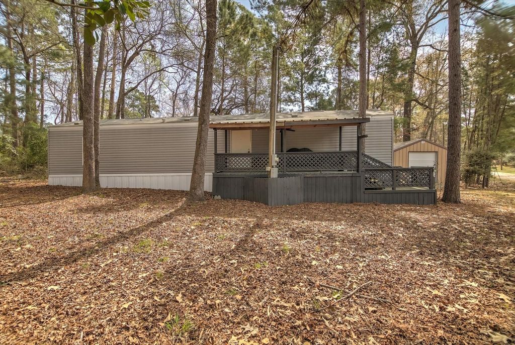 180 Elm Trail, Trinity, TX 75862