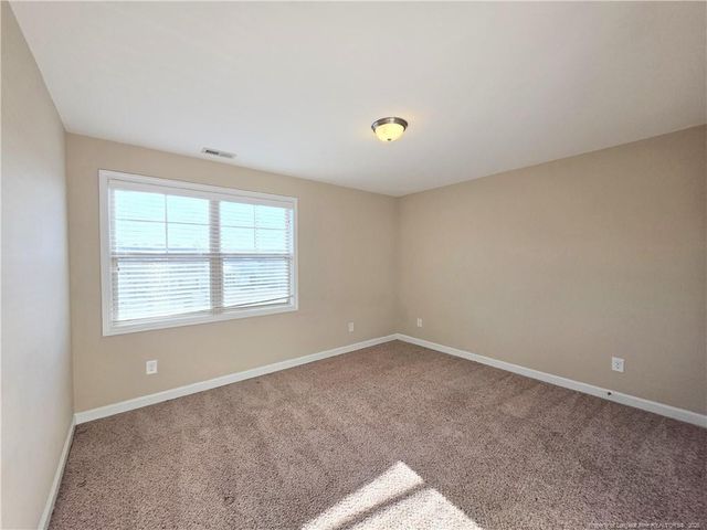 389 Roanoke Drive, Raeford, NC 28376