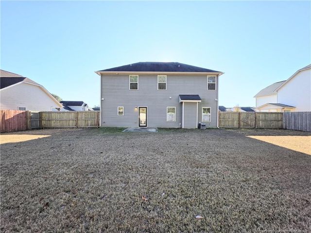 389 Roanoke Drive, Raeford, NC 28376