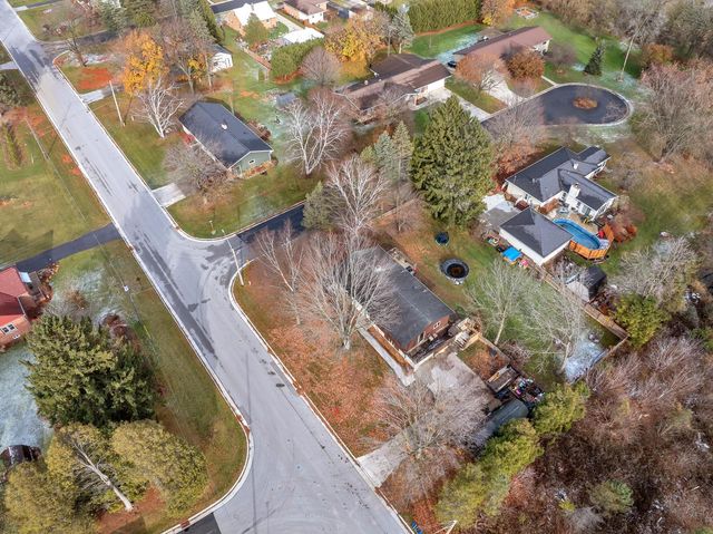 851 Linden STREET, Cleveland, WI 53015