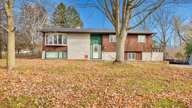 851 Linden STREET, Cleveland, WI 53015