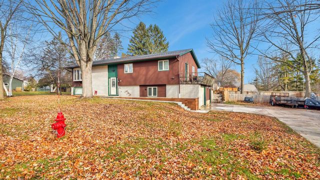 851 Linden STREET, Cleveland, WI 53015