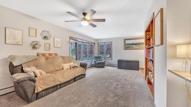 851 Linden STREET, Cleveland, WI 53015