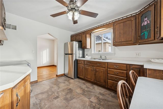 113 Oak Manor Drive, Harrison Twp, PA 15065