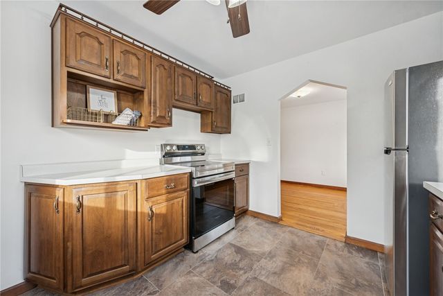 113 Oak Manor Drive, Harrison Twp, PA 15065