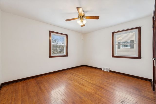 113 Oak Manor Drive, Harrison Twp, PA 15065