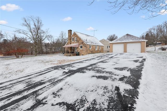 113 Oak Manor Drive, Harrison Twp, PA 15065