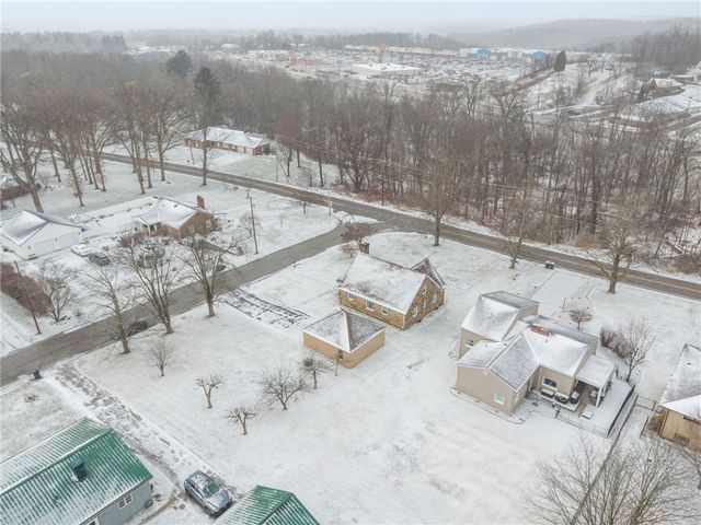 113 Oak Manor Drive, Harrison Twp, PA 15065